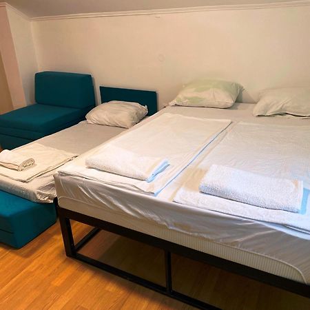 Apple Line Appartments Мостар Екстериор снимка